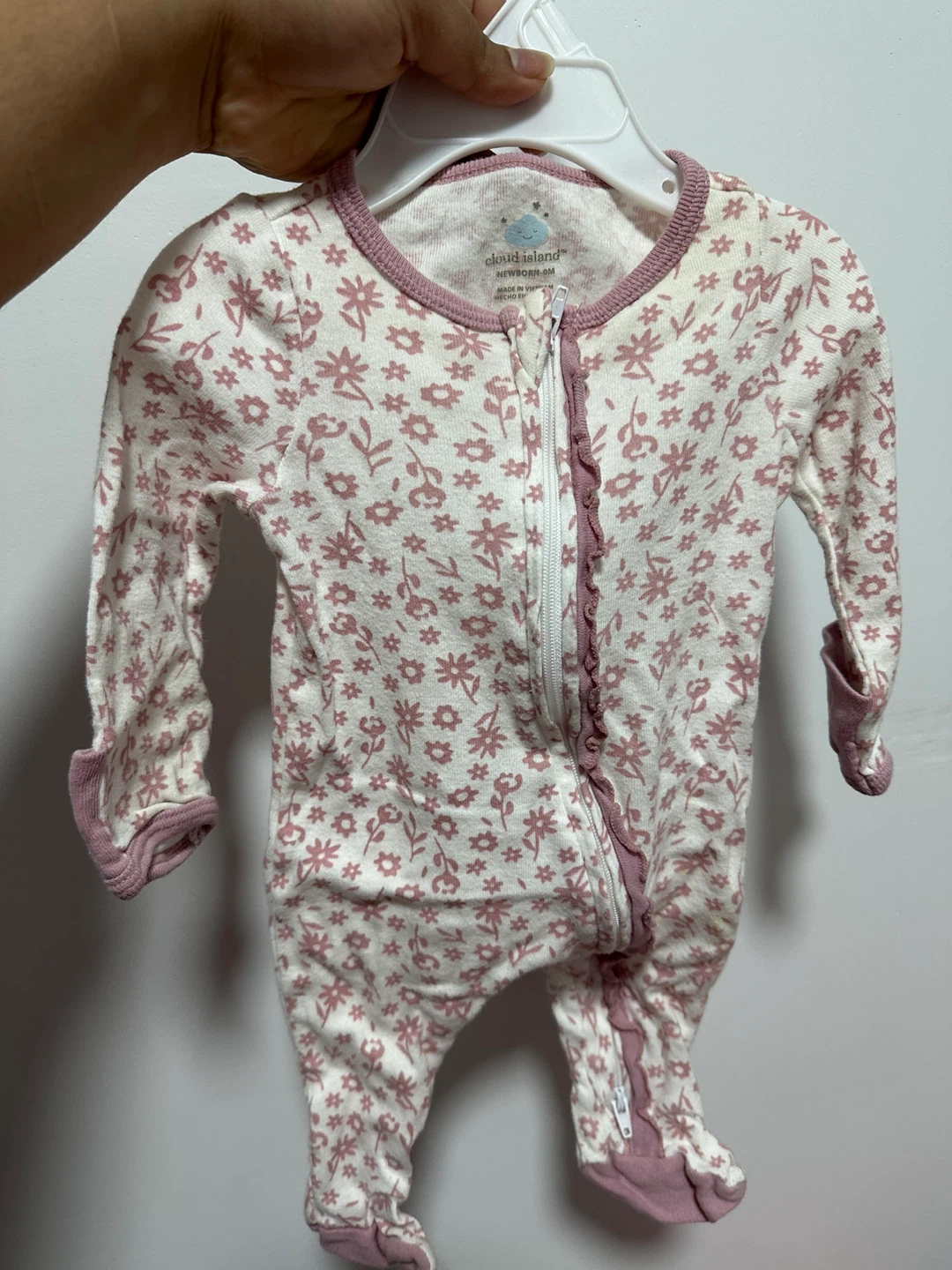 Cloud Island Newborn Baby Onesies - 4 Pack - photo 3