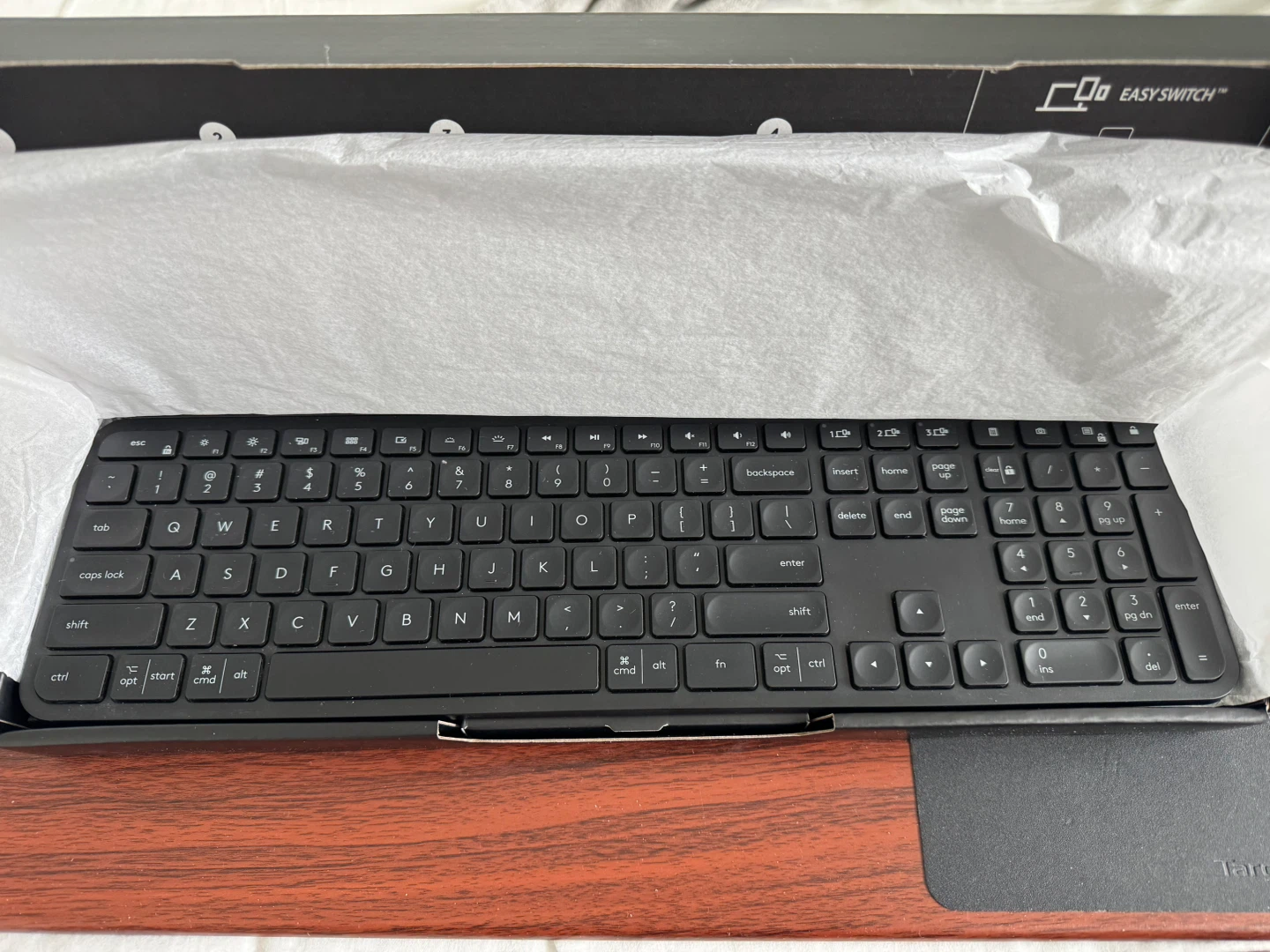 Logitech MX Keys Wireless Illuminated Keyboard - photo 4