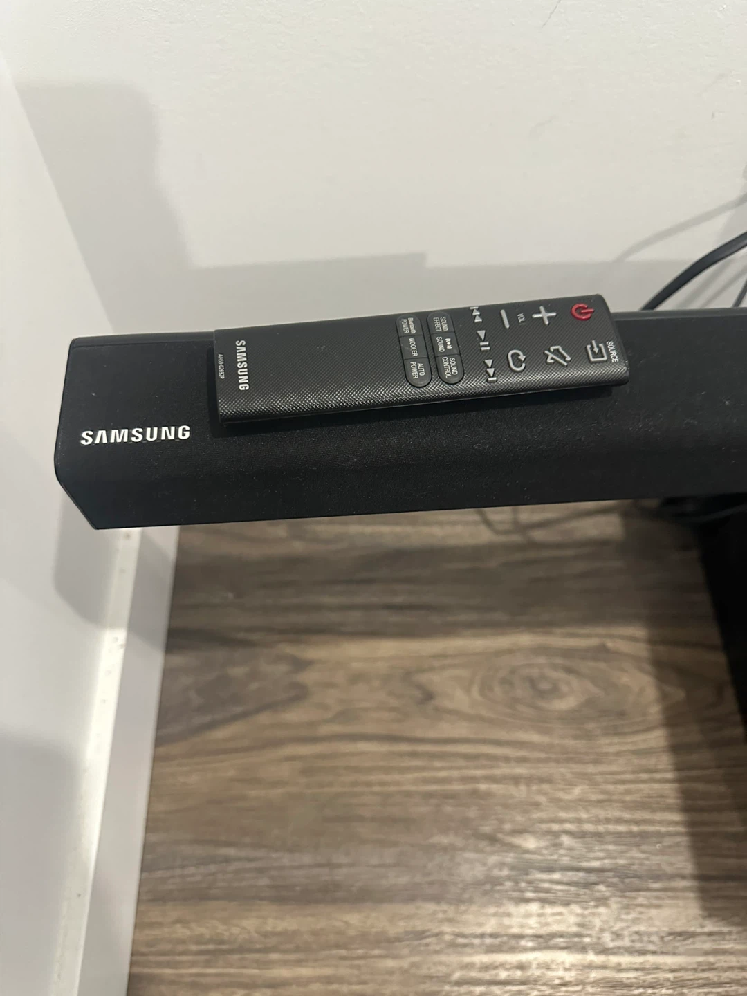SAMSUNG SOUNDBAR COMES WITH SUBWOOFER - photo 3
