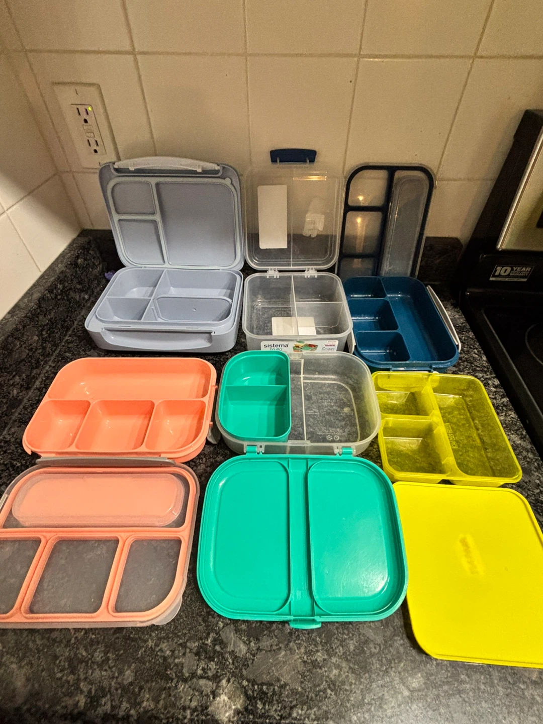 Kids lunch boxes set of 7 … MUST GO THIS WEEK - photo 2