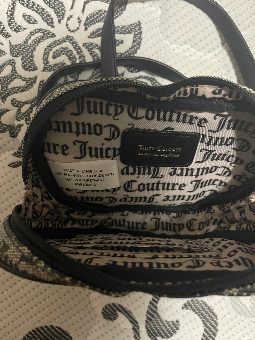 Juicy Couture Heart Shaped Bag - photo 3