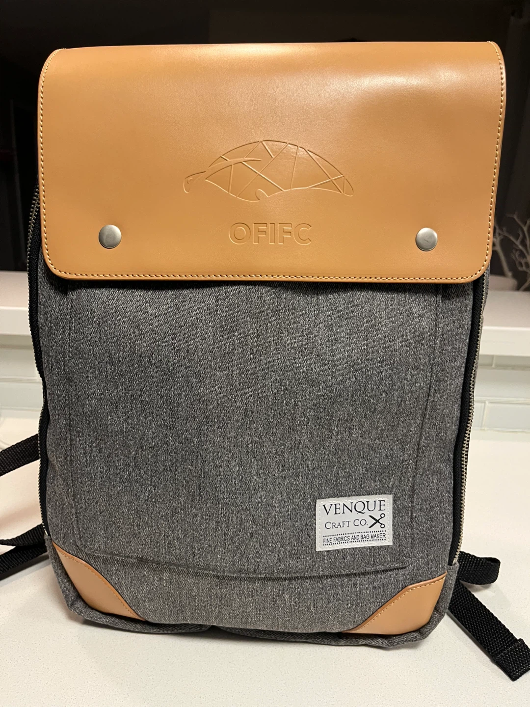 VENQUE Grey Backpack