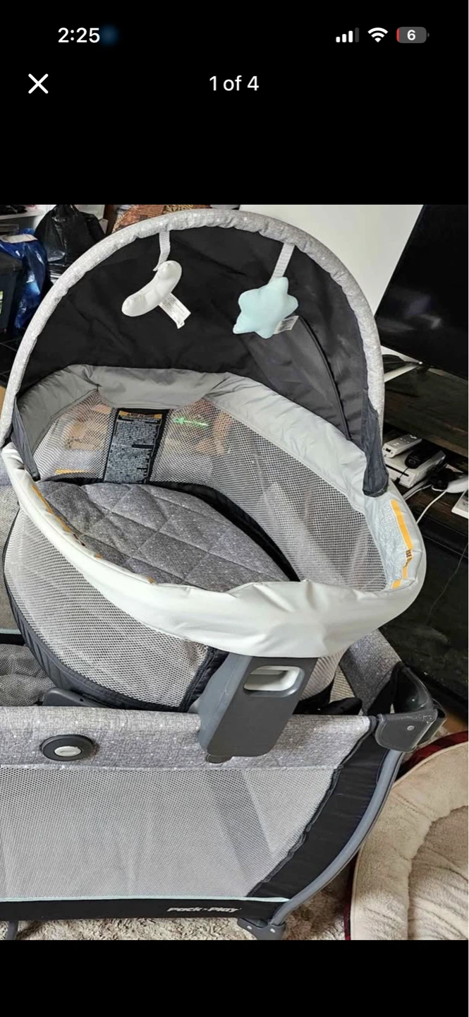 Graco Pack travel bassinet