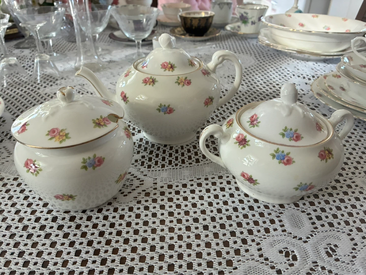 Royal Albert Prairie Crocus Bone China Tea Set Pieces - photo 2