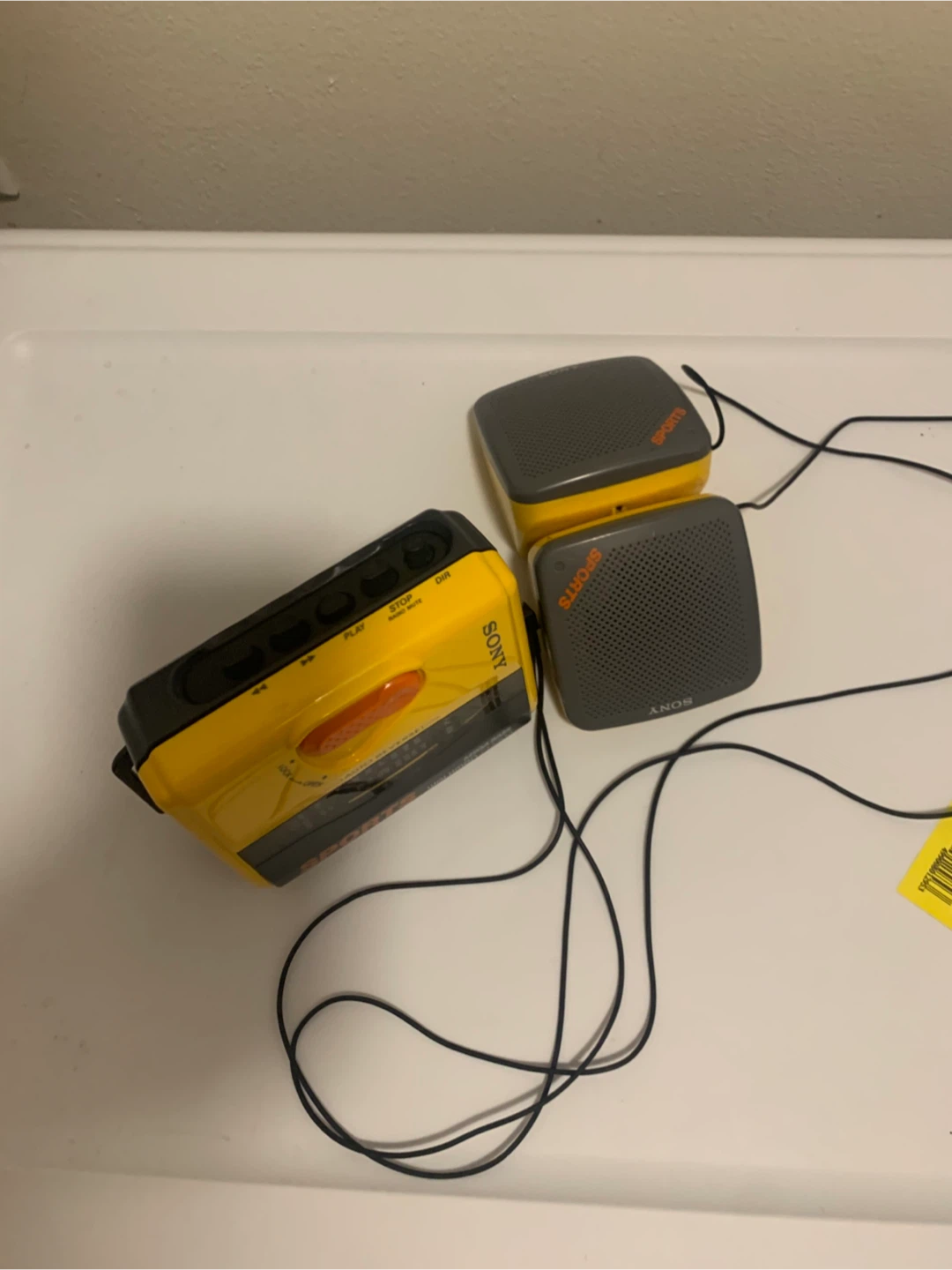 Sony yellow Sports Walkman WM-FS393 Radio Cassette player - photo 4