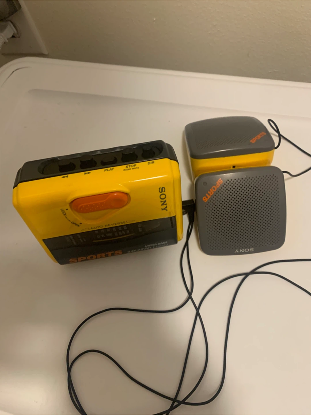Sony yellow Sports Walkman WM-FS393 Radio Cassette player - photo 5