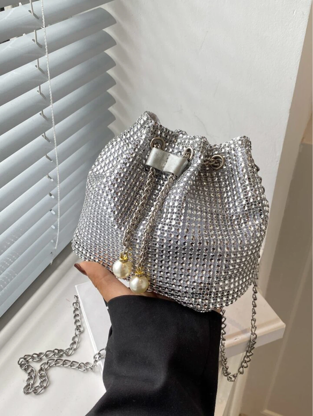 Sparkly Rhinestone Bucket Bag with Pearl & Chain Strap - photo 3