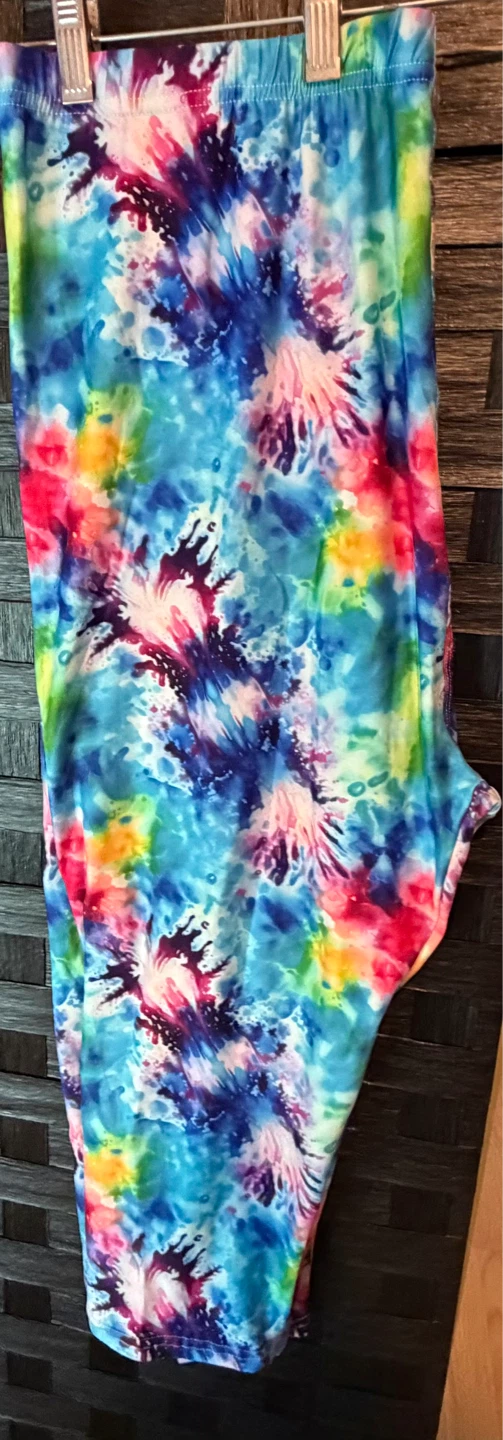 Star-Burst Tie-Dye Leggings