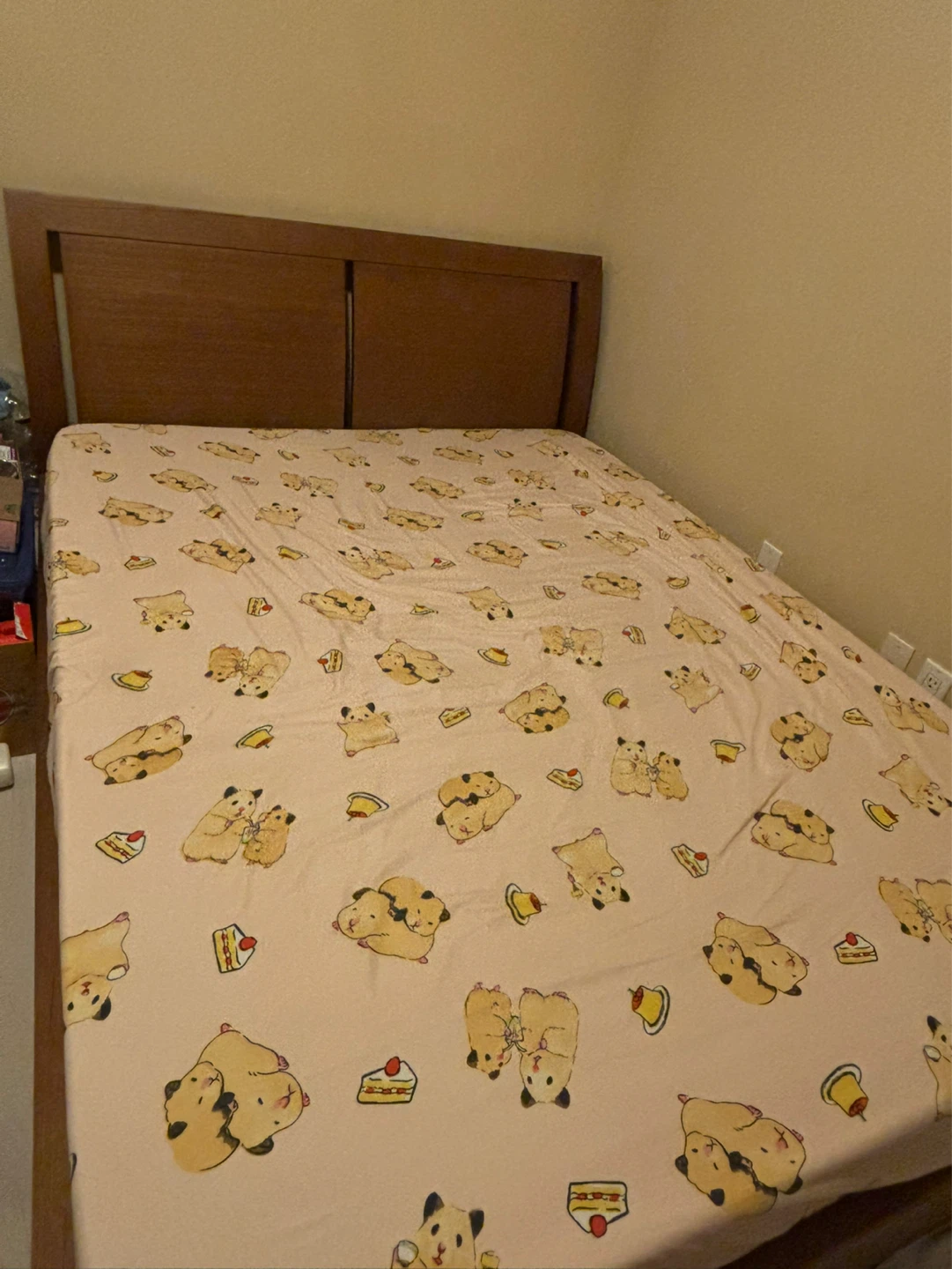Queen size Cute Hamster & Cake Pattern Bed Sheet - photo 2