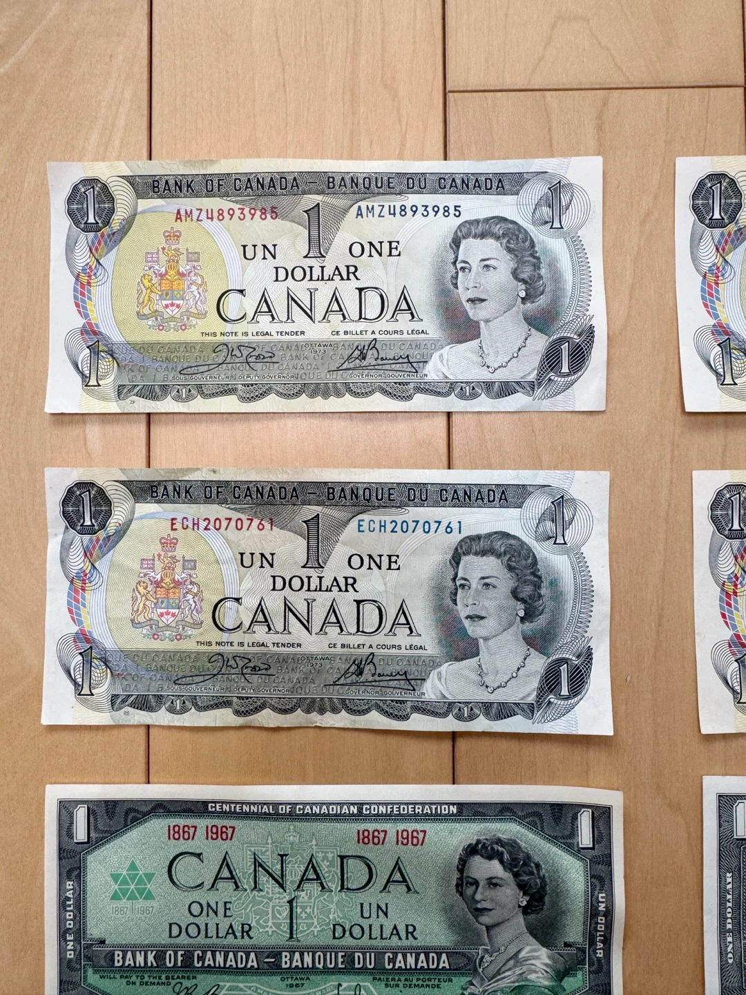 Vintage $1 and $2 Canadian Bills - photo 2