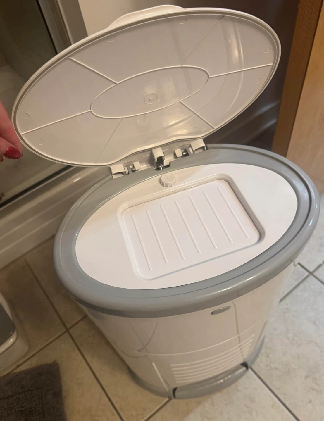 Dekor Diaper Pail & Liners (10 Count) - photo 3