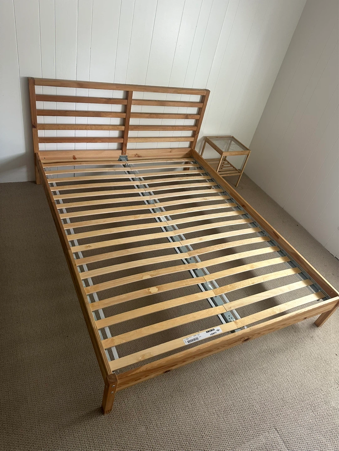 Queen pine wood bed frame *Delivery FREE
