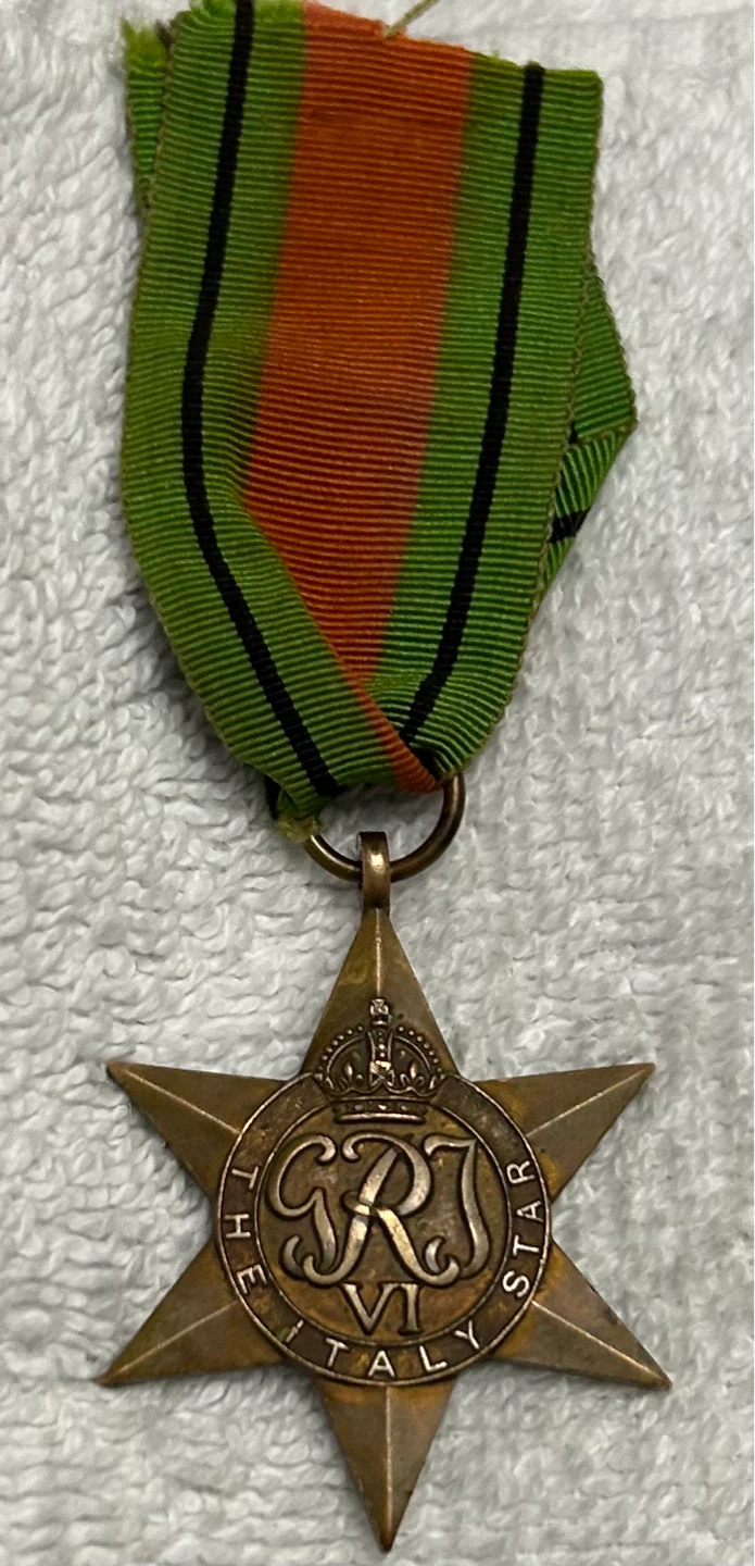 WWII Defence Medal and Stars Set - photo 4