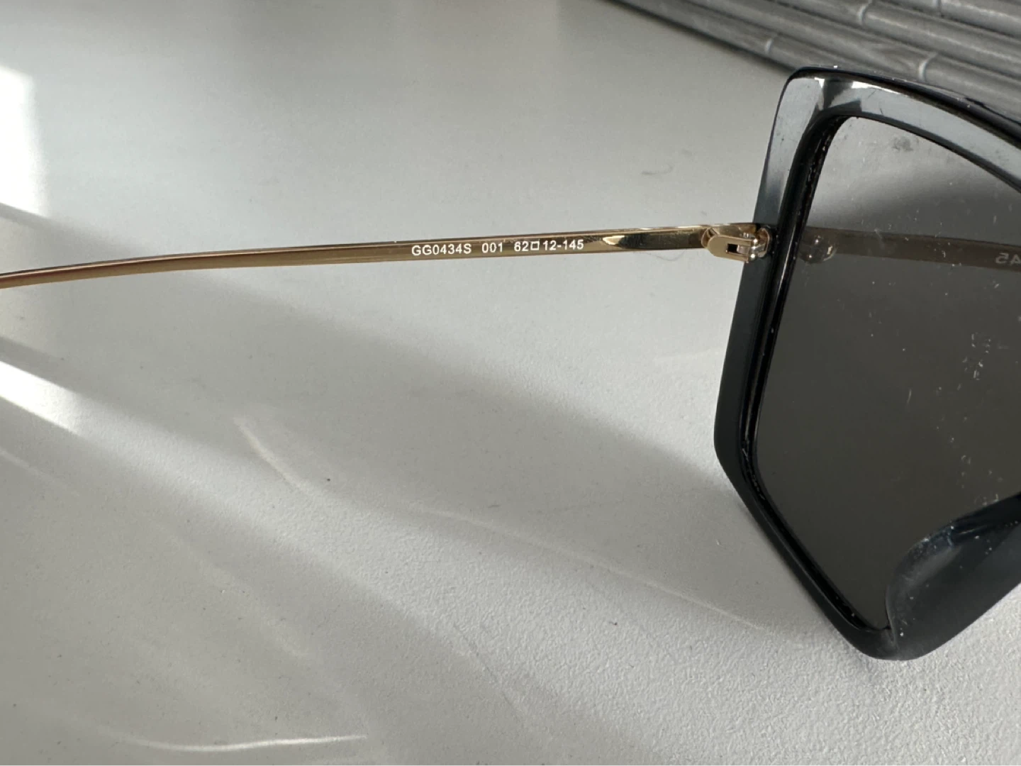 Gucci Black & Gold Oversized Square Sunglasses - photo 4