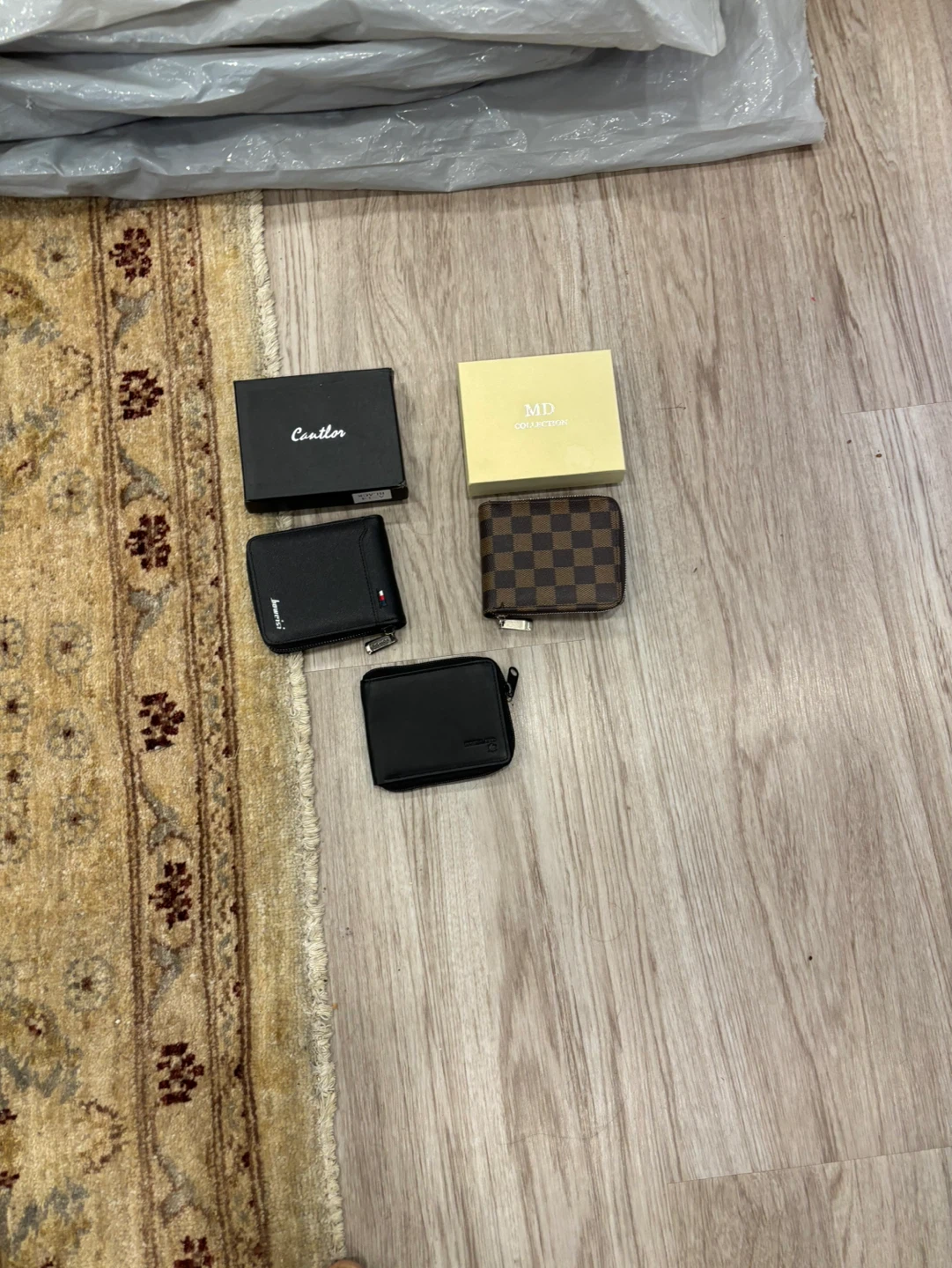 Bundle of 3 Wallets and 2 Boxes
