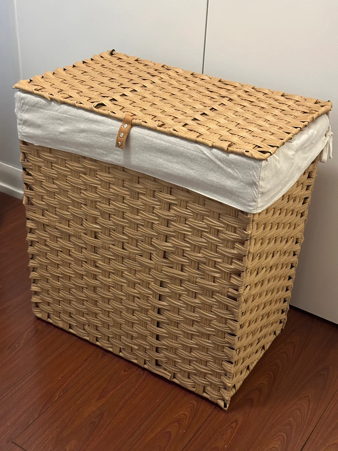 Greenstell Laundry Hamper with Lid, Dual Compartment 110L