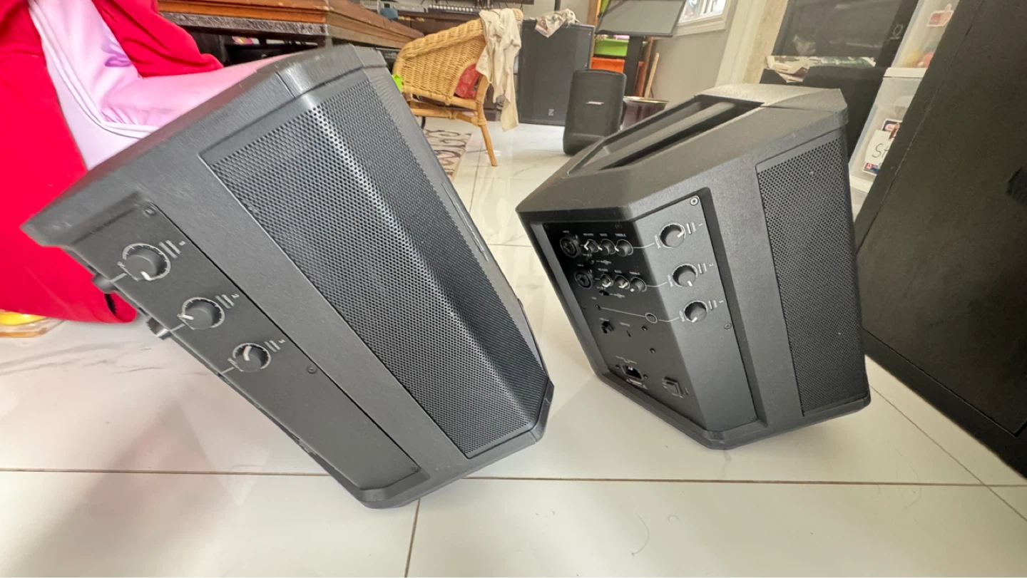 Bose L1 Compact Portable PA System Speakers - photo 2