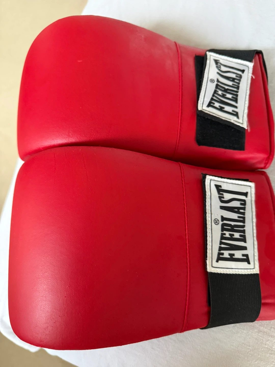 Everlast Red Training Mitts - photo 2
