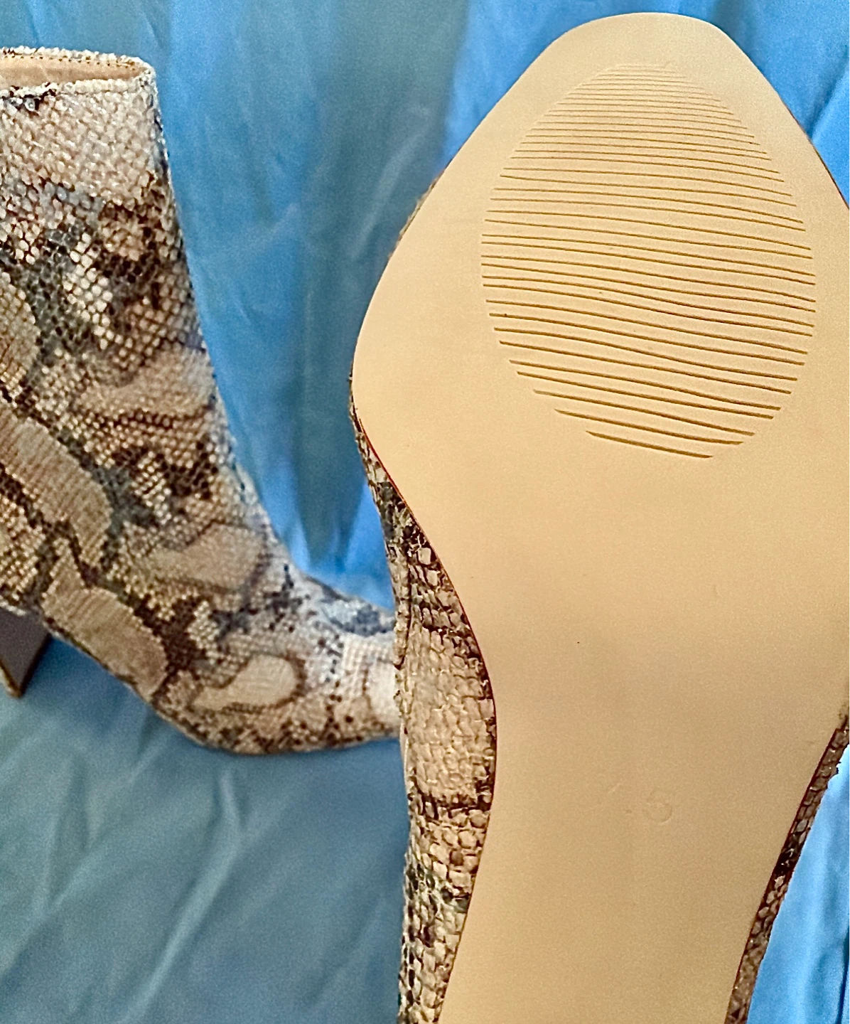 Women's 7.5 Snake Print Boot Heels - photo 3