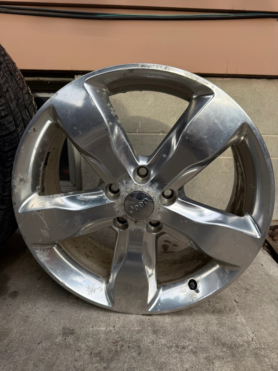 2011-2022 Jeep Grand Cherokee 5-Spoke OEM Alloy Rims 20 inch - photo 2