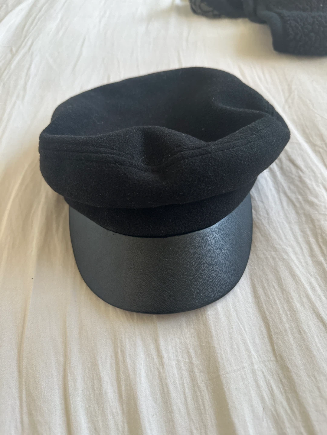 Black cap