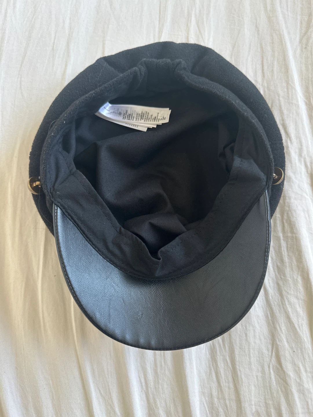 Black cap - photo 3