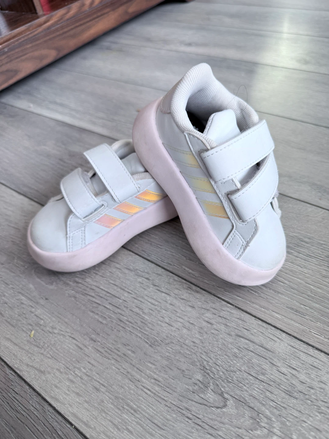 Adidas Toddler Sneakers White Hook and Loop Size 5K - photo 2