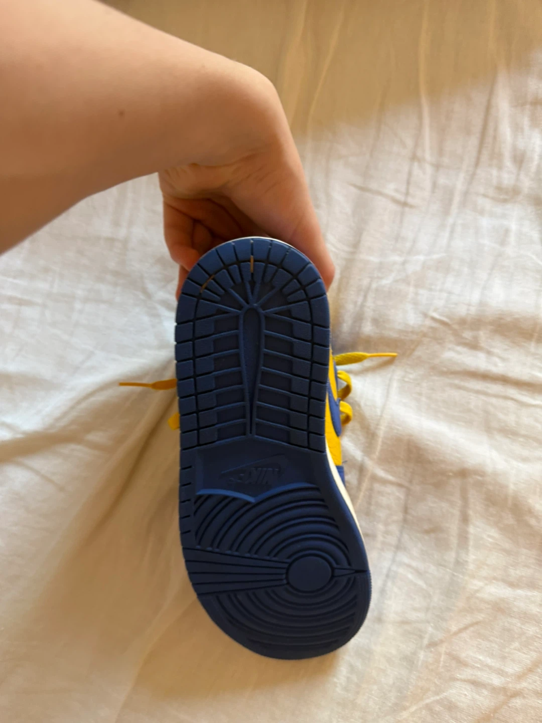 Nike Air Jordan 1 High OG Yellow Blue - photo 5