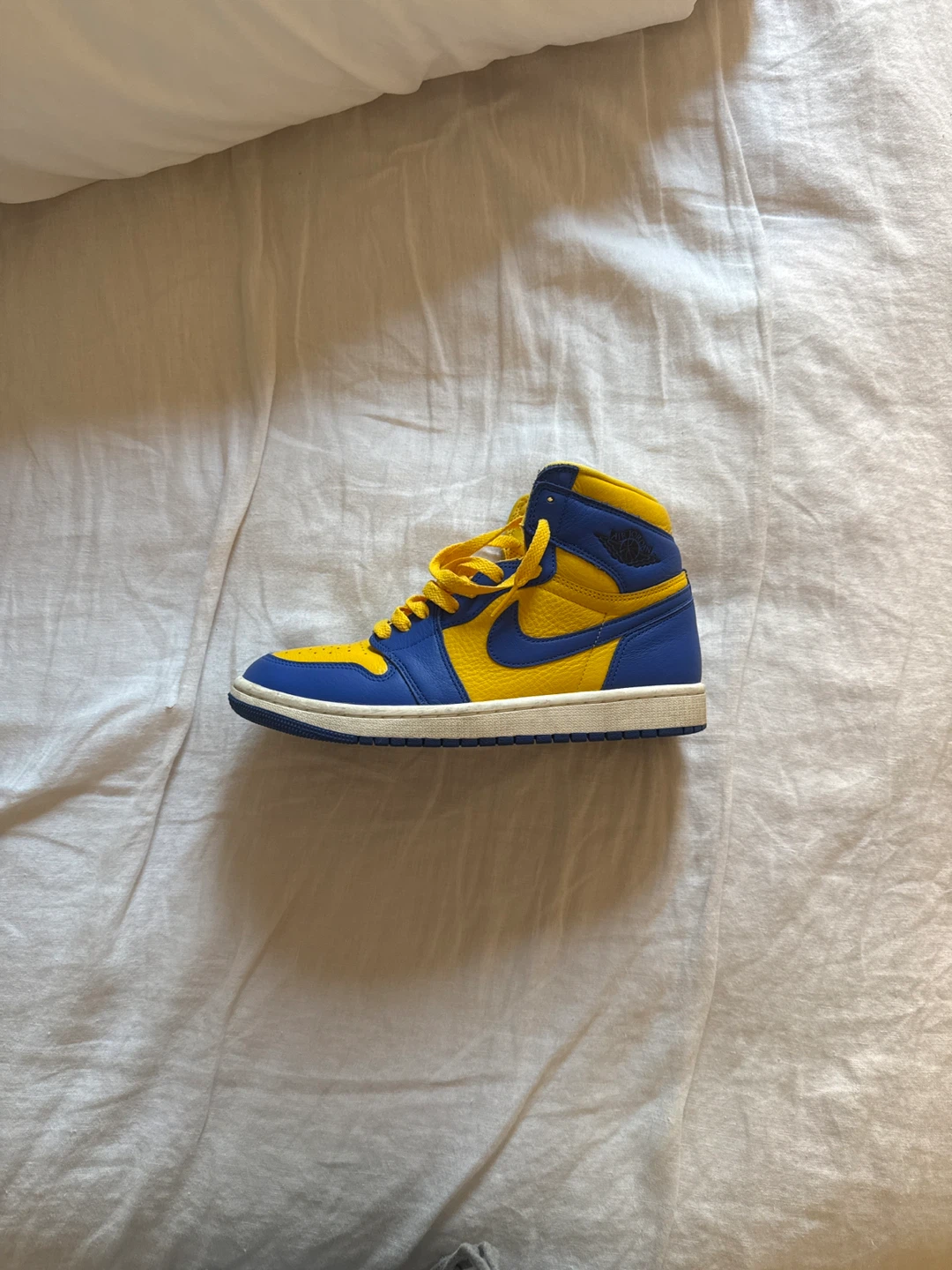 Nike Air Jordan 1 High OG Yellow Blue