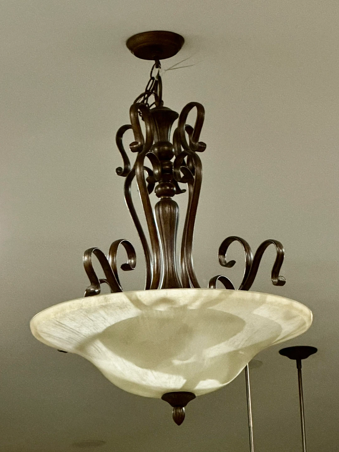 Chandelier with Alabaster Glass Shade - photo 4