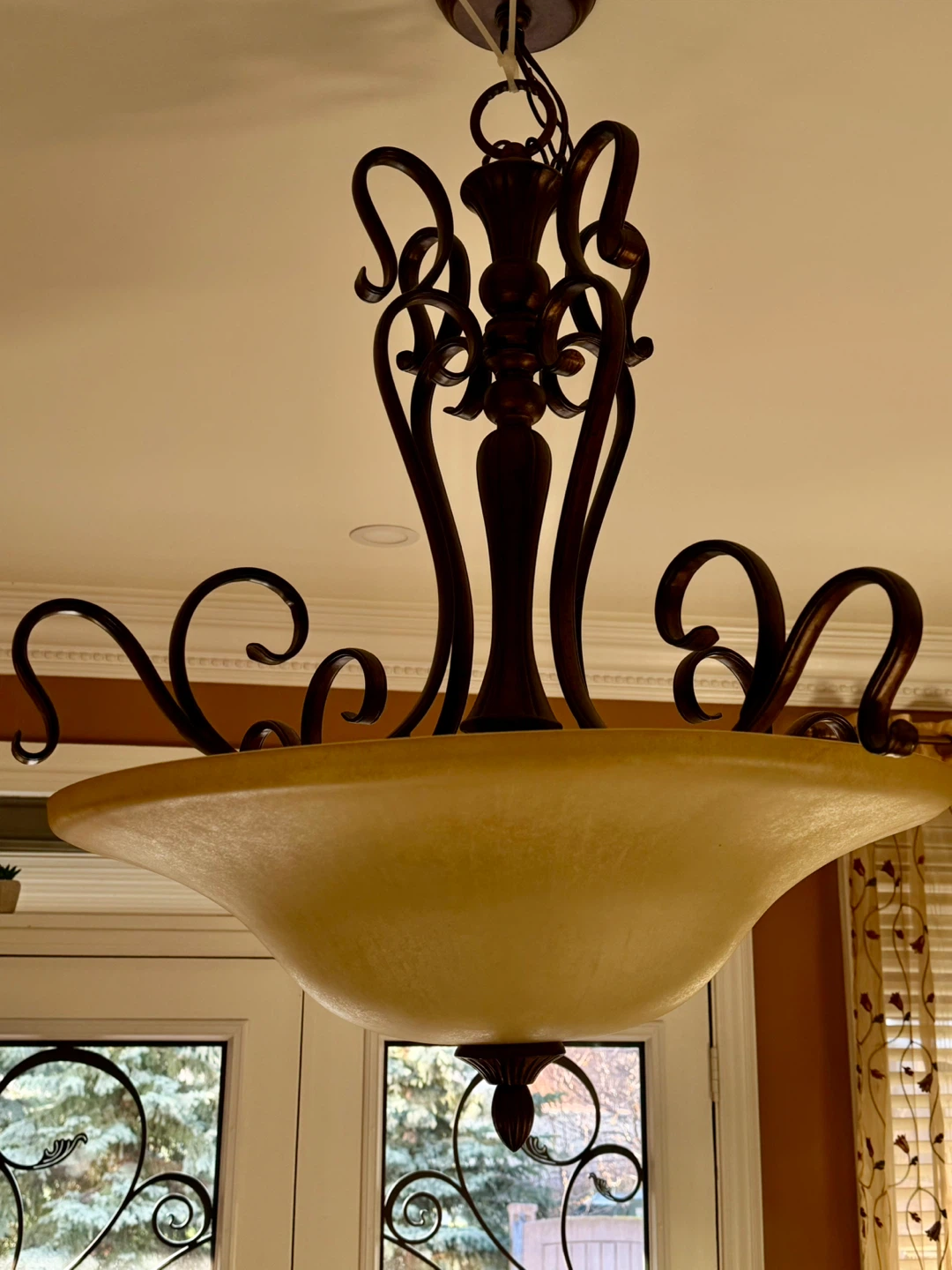Chandelier with Alabaster Glass Shade - photo 3