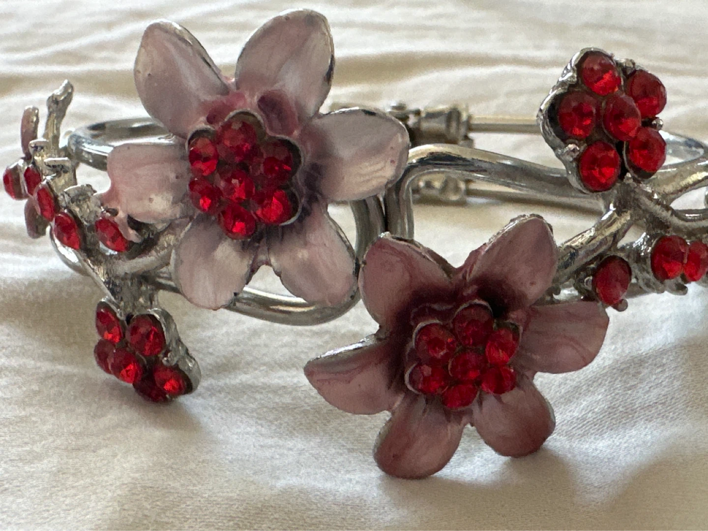 Silver-tone Bangle Bracelet with Pink Flowers and Red Jewels - photo 3
