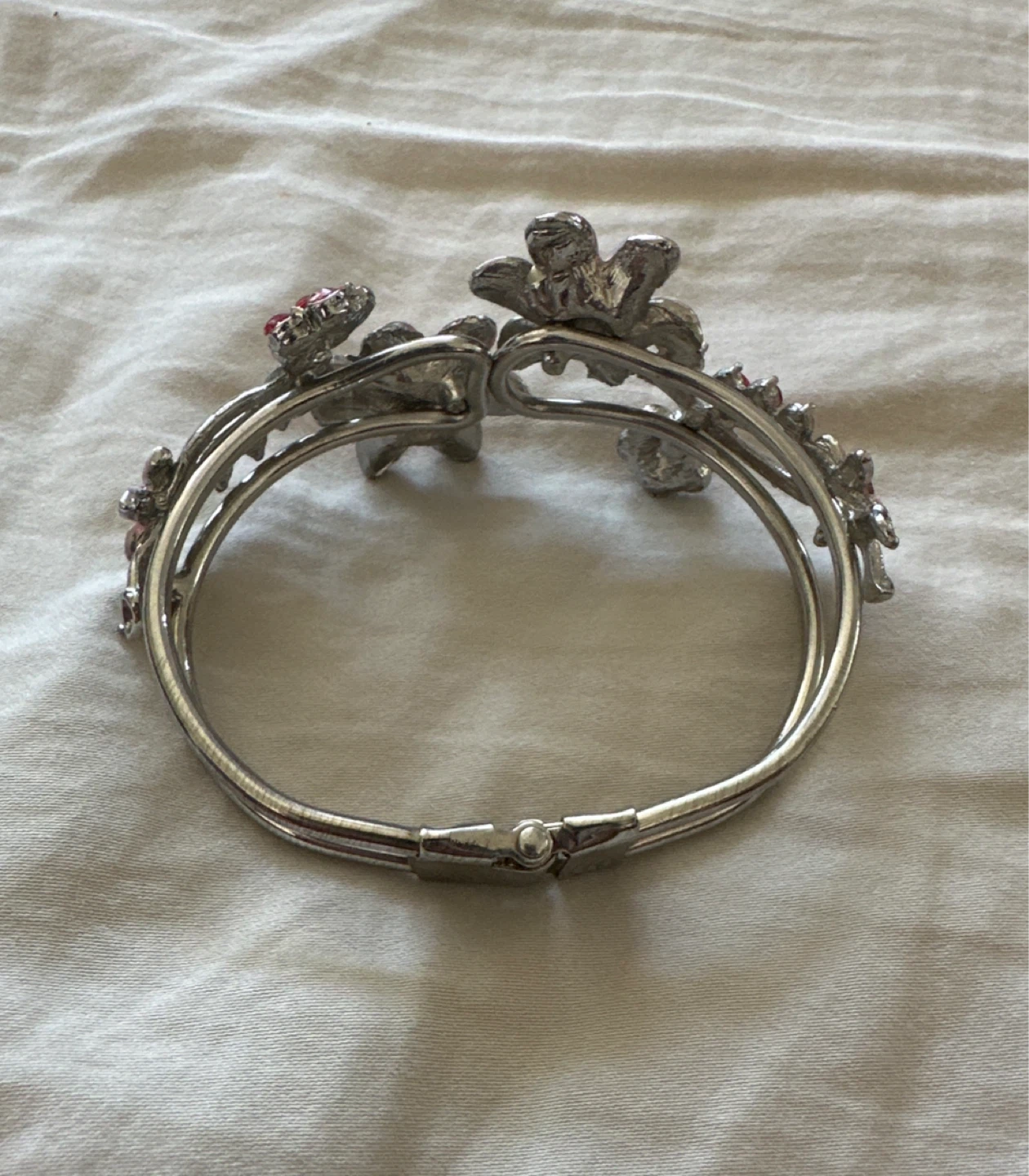 Silver-tone Bangle Bracelet with Pink Flowers and Red Jewels - photo 2