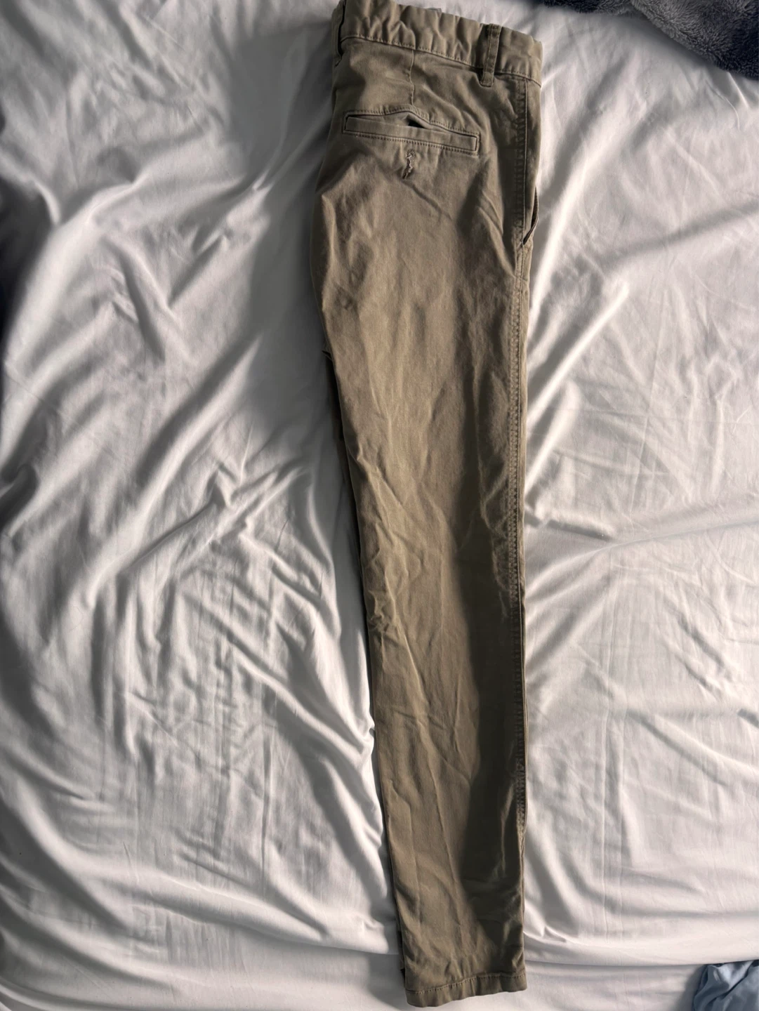 H&M Khaki Chinos - Size 30 - photo 2