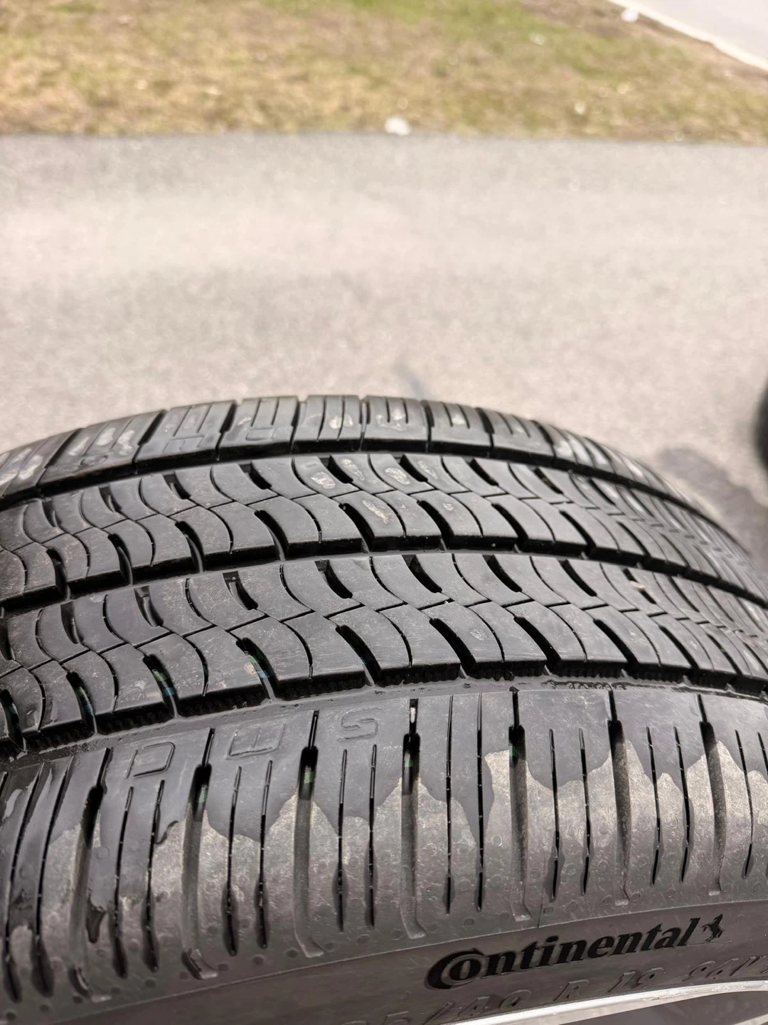 Set of 4 Honda Alloy Wheels with Continental True Contact Tires - photo 2