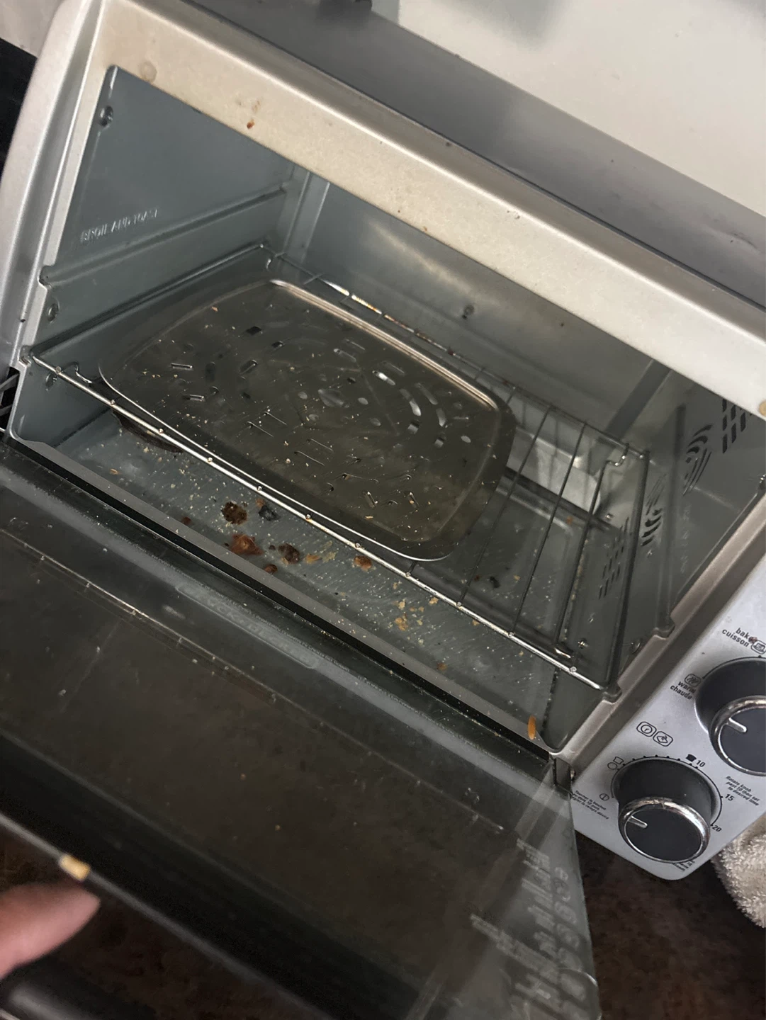 Black and decker toaster oven - photo 2