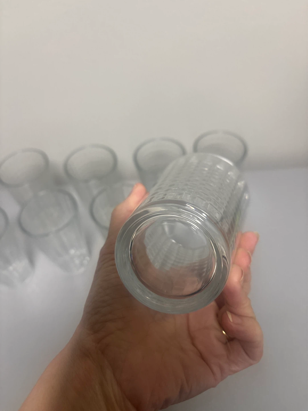 Set of 8 Clear Textured Drinking Glasses - photo 5
