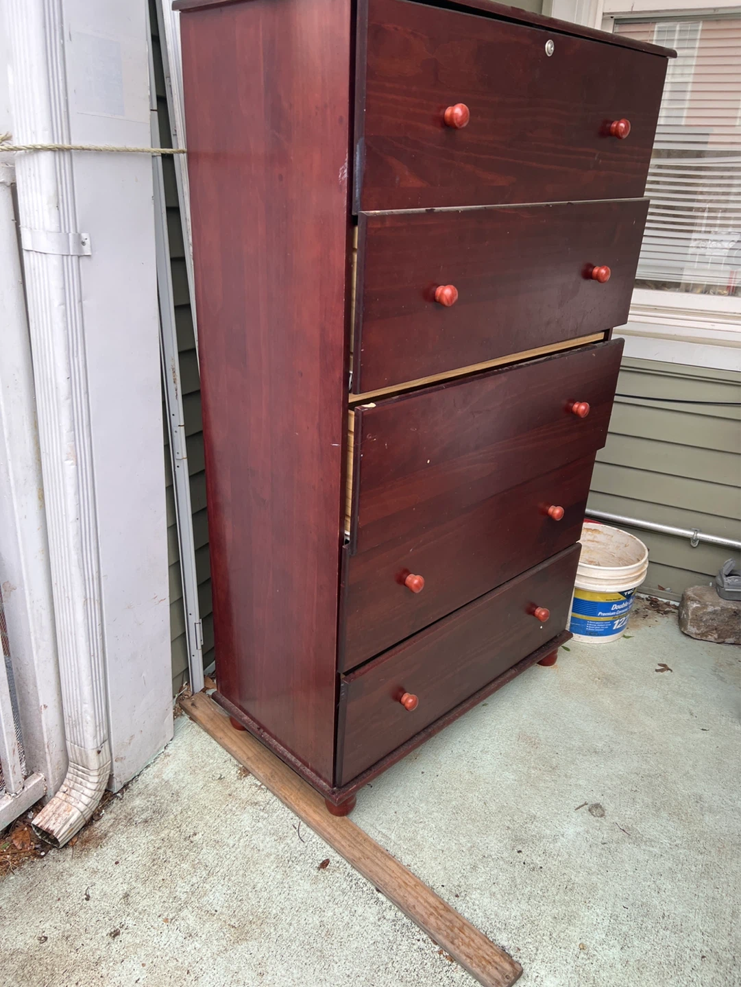 Cherry Wood 5-Drawer Dresser