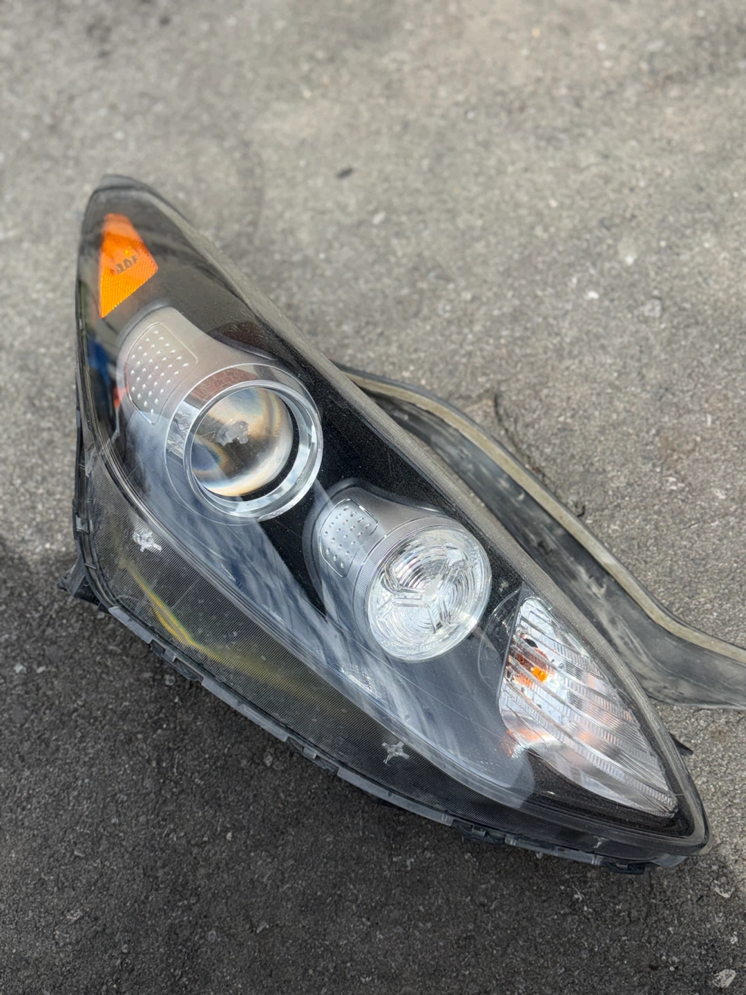 Kia Sportage 2017–2019 Headlights