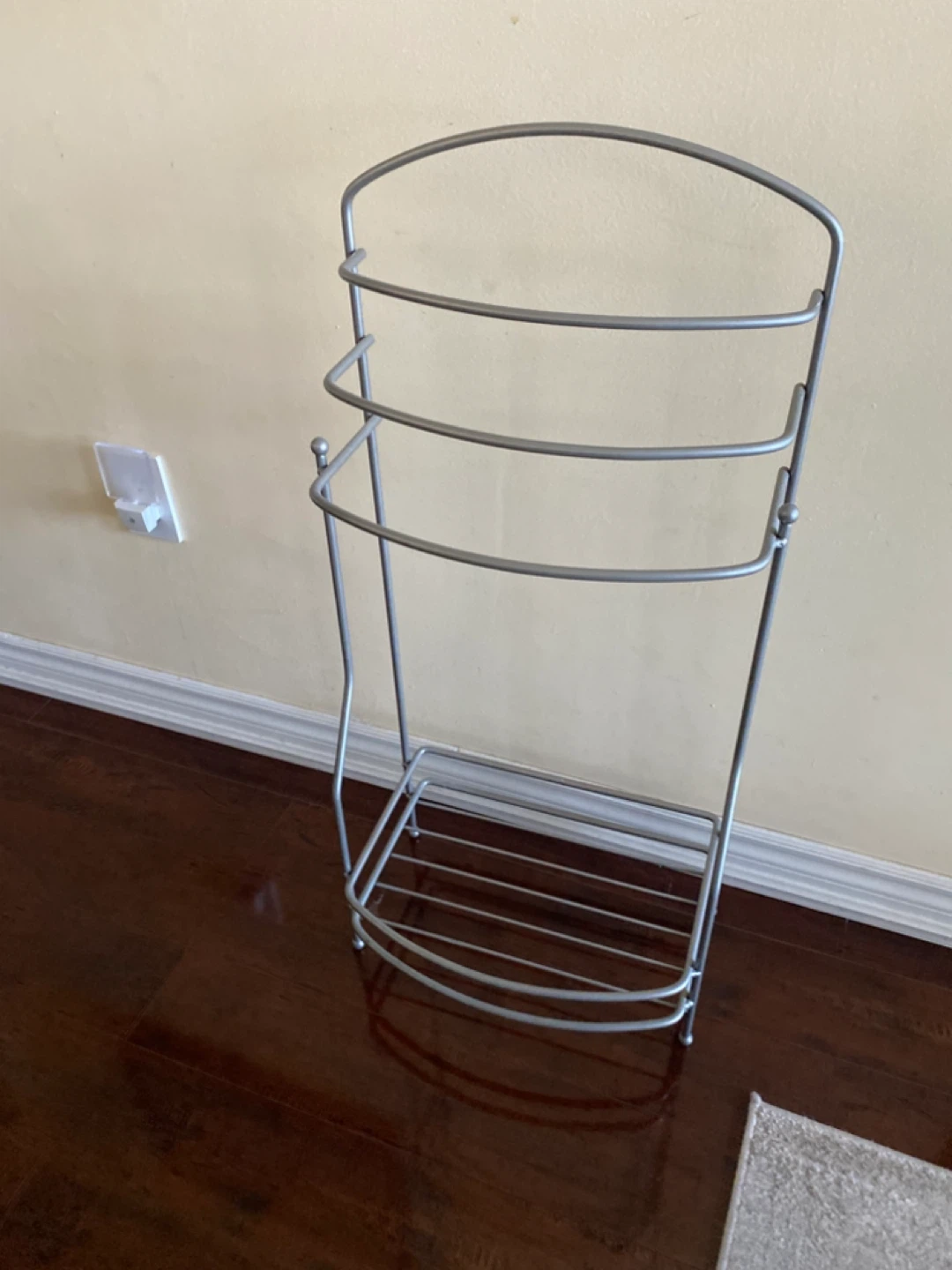 Silver Metal Towel Rack - photo 3