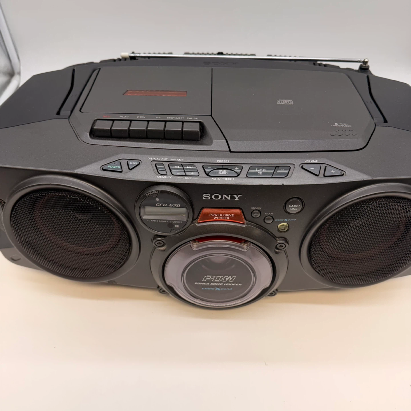 Sony CFD-G70 Boombox CD Cassette AM/FM Radio - photo 3
