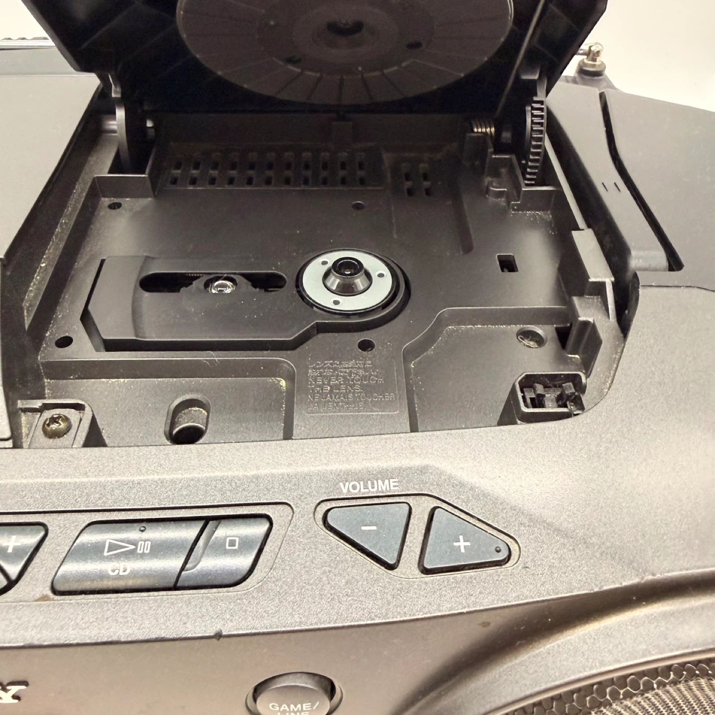 Sony CFD-G70 Boombox CD Cassette AM/FM Radio - photo 5