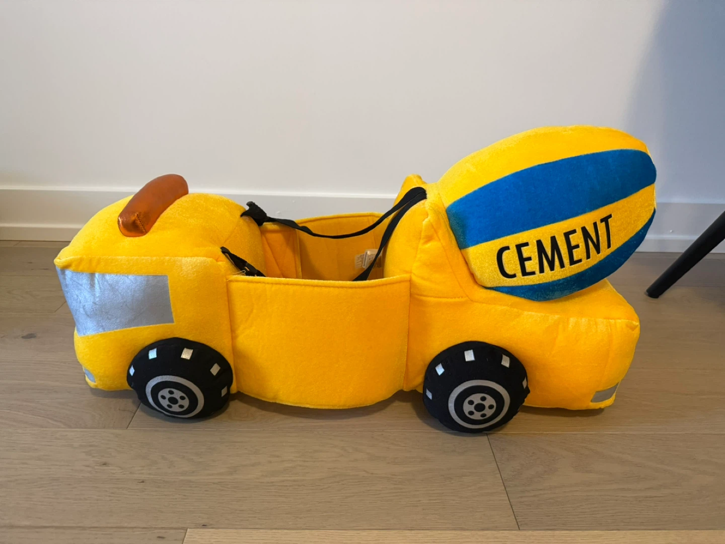 Yellow Cement Truck Costume for Kids (Size 3-7) - photo 2