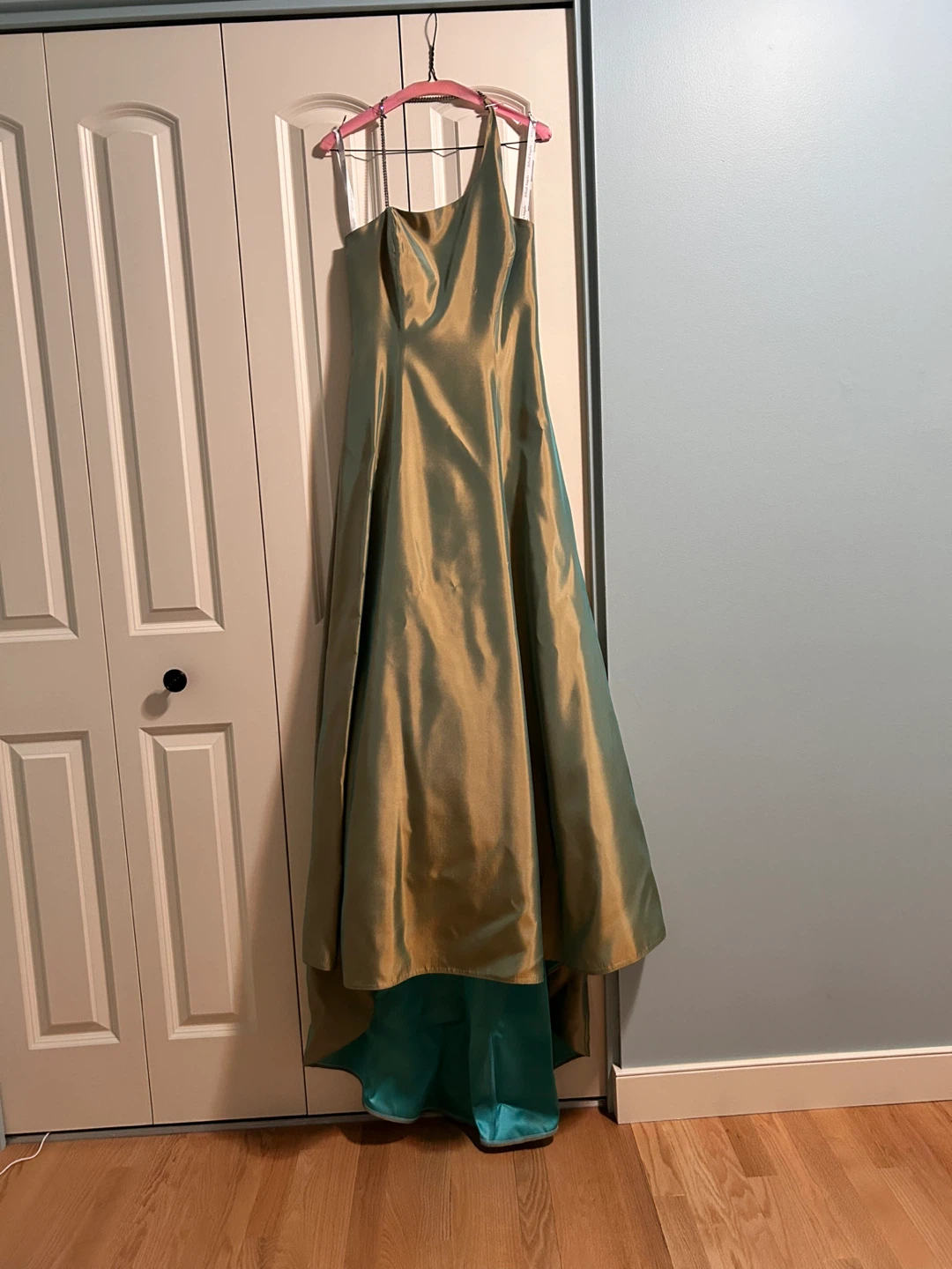 Custom made gown by Alfred Angelo - photo 3