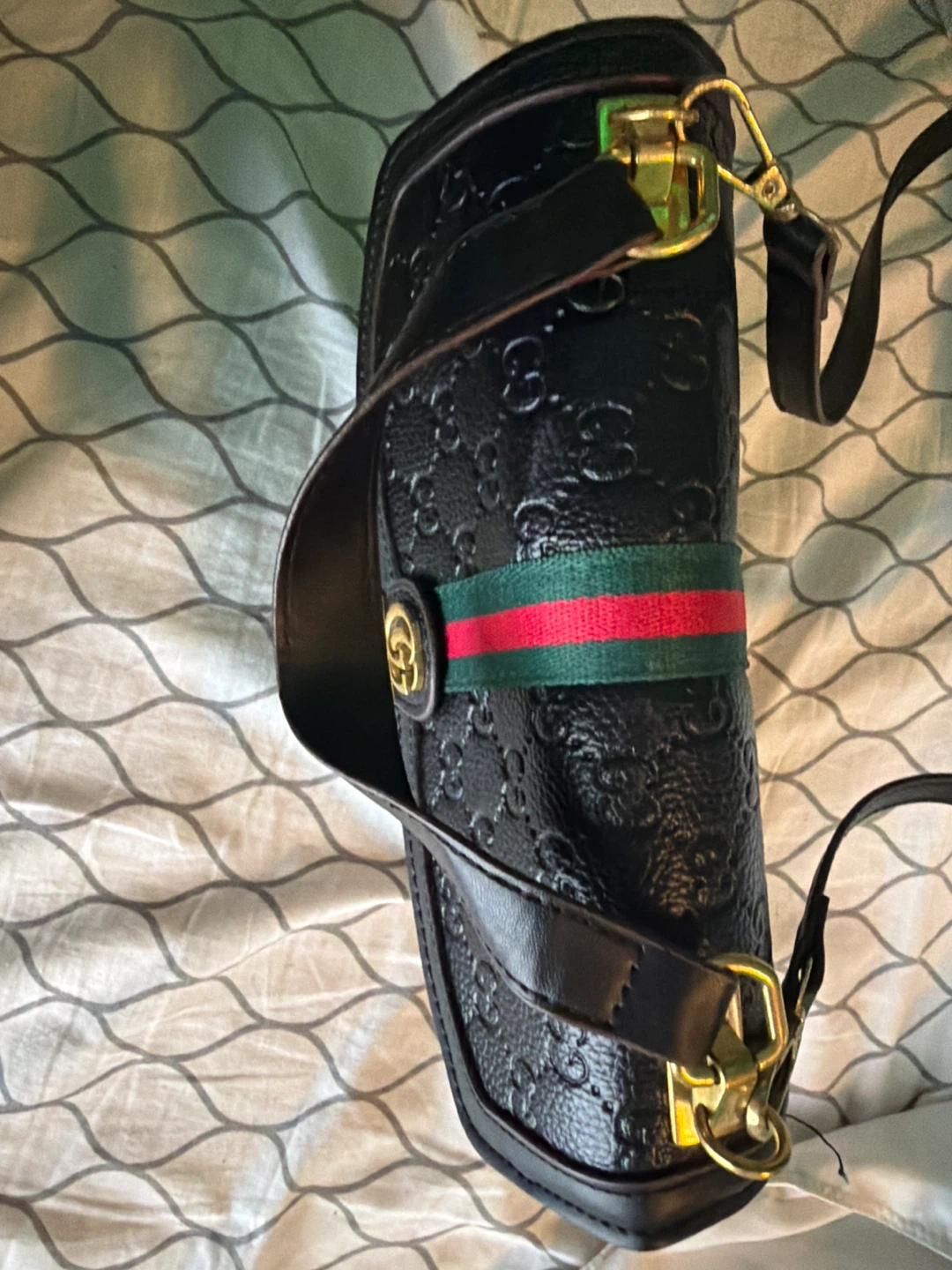 Gucci Black Embossed Leather Handbag - photo 3