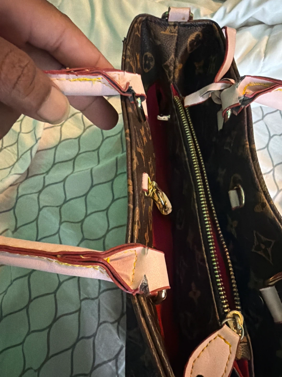 Louis Vuitton Monogram Tote Bag - photo 3