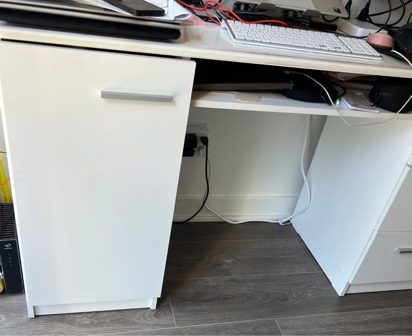 Move-out sale: White Desk with Drawers and Cabinet - photo 3