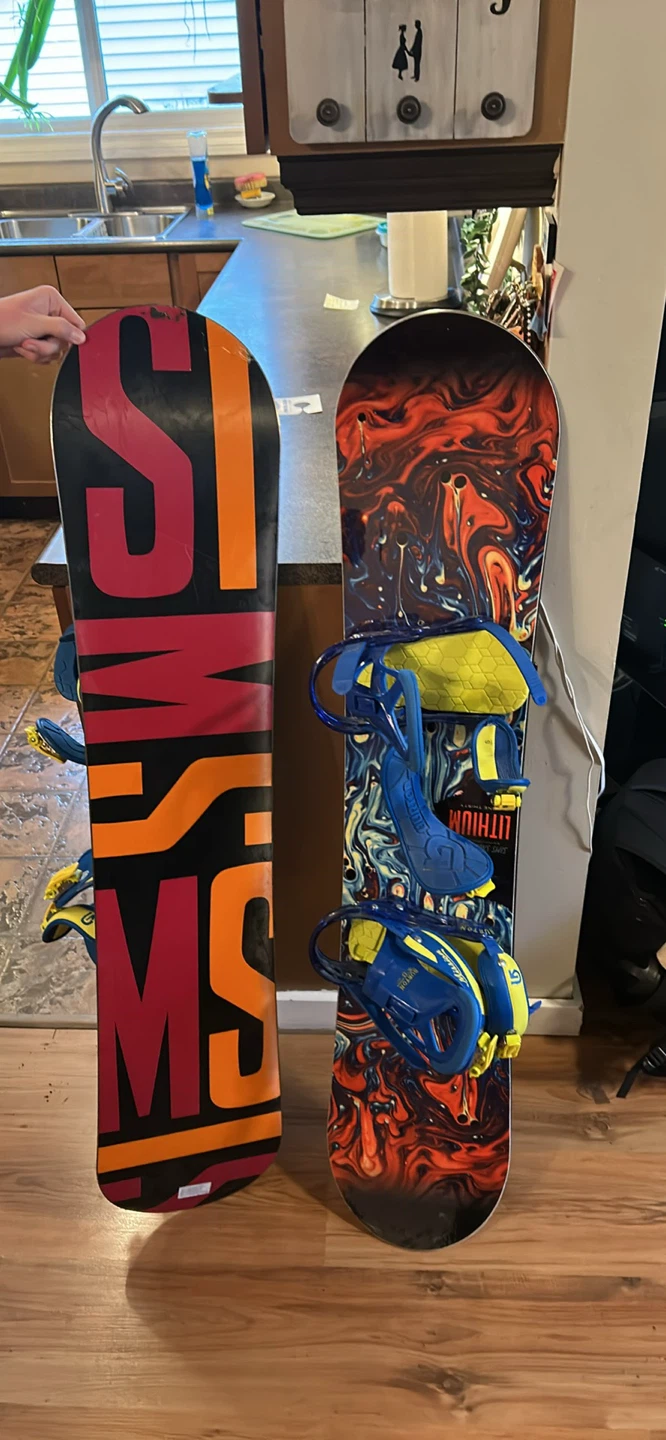 Sims Lithium Snowboard with Burton Bindings