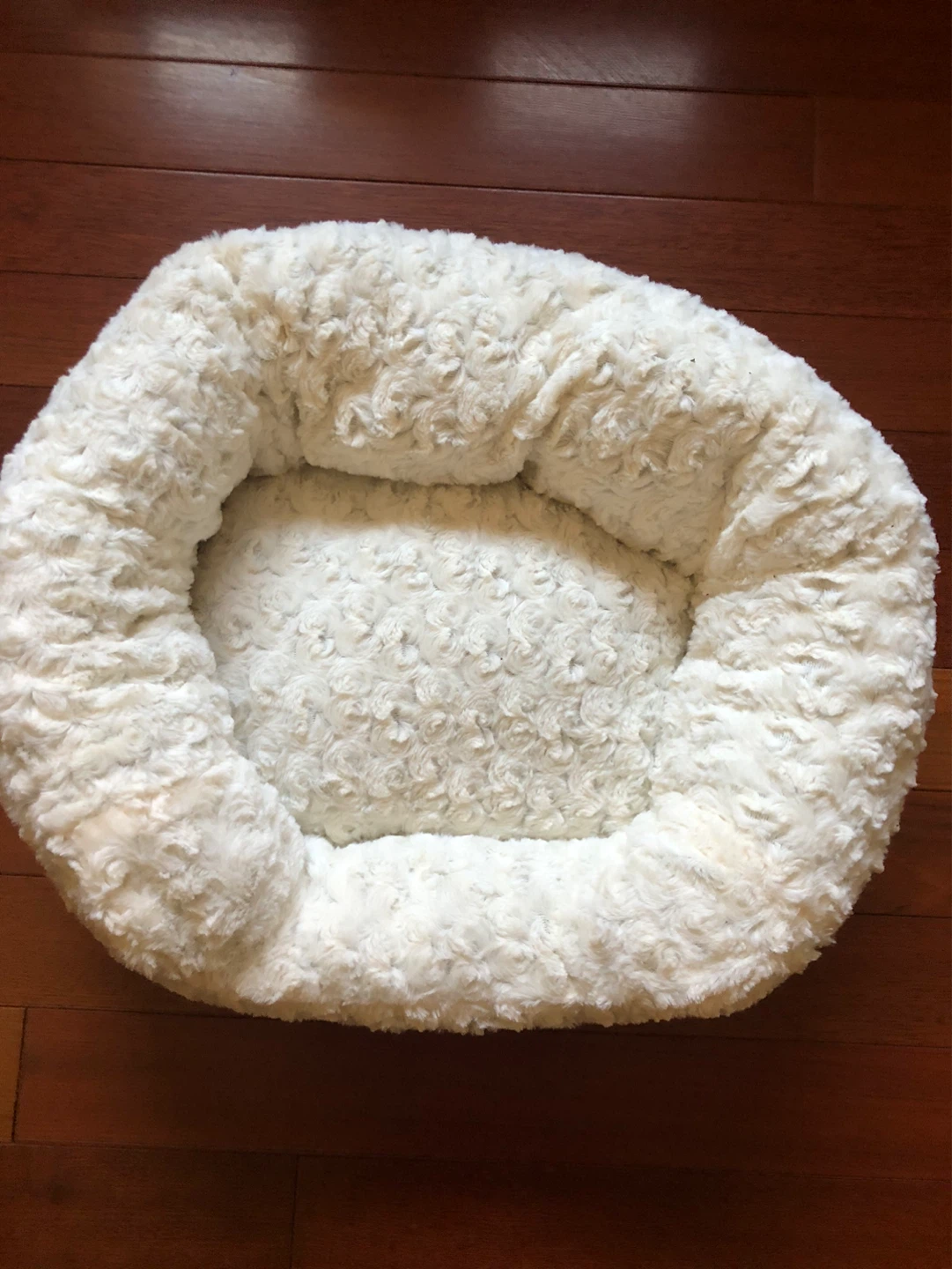 Plush White Pet Bed