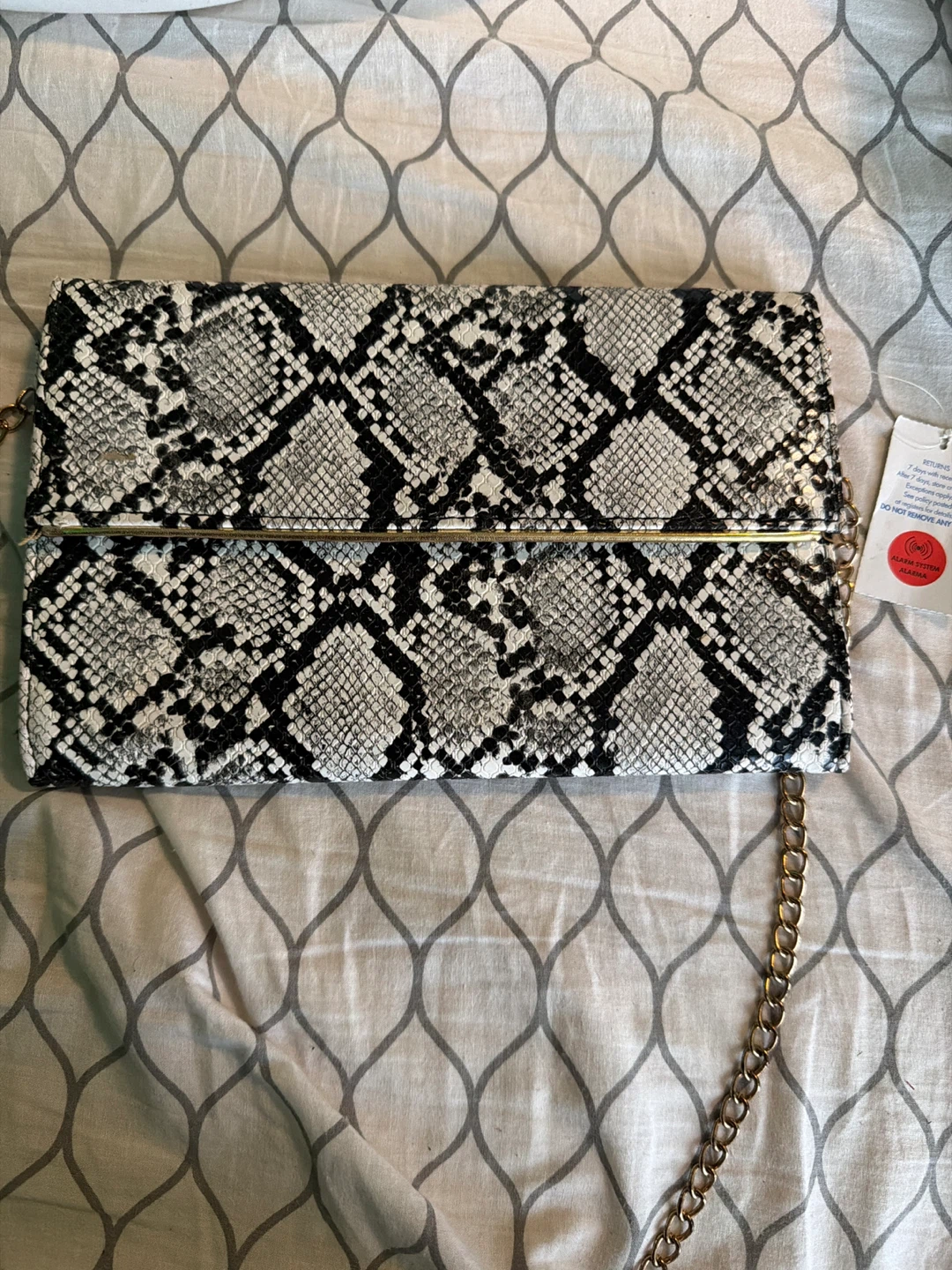 Women's Clutch Wallet with Chain Strap - Snake Print